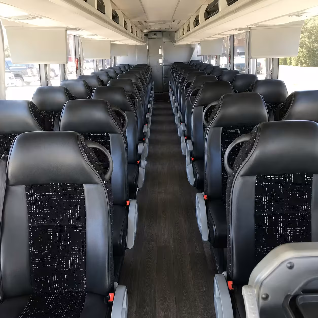 kent charter bus rentals to lumen field and t mobile park