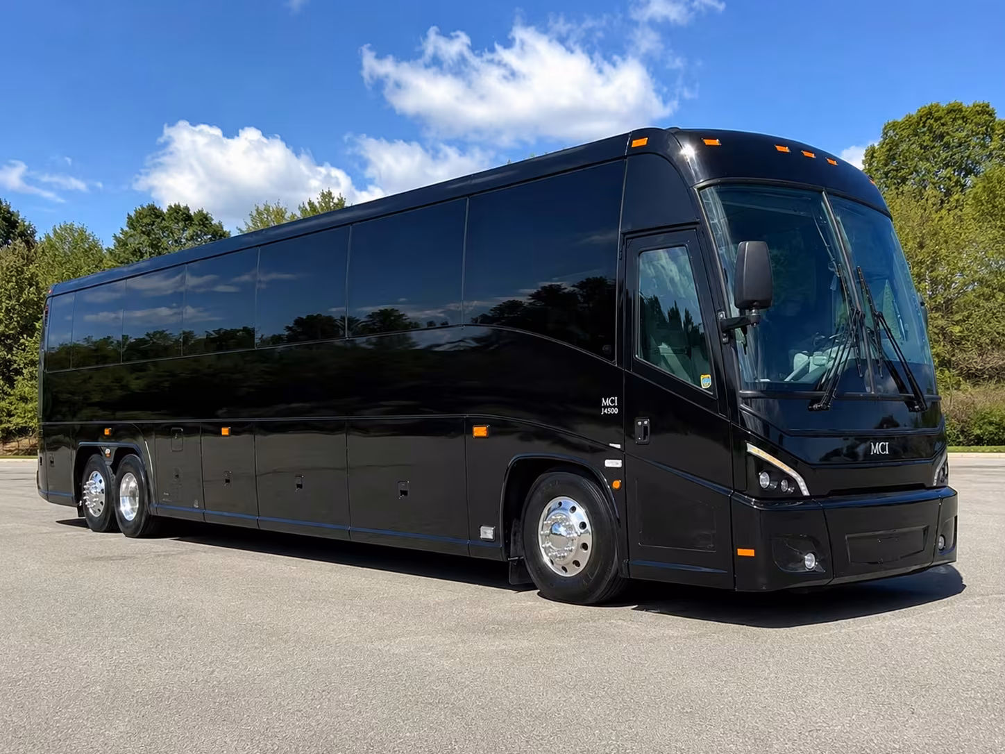 kent corporate event and employee shuttle buses