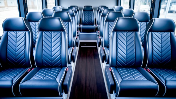 kent 28 passenger minibus rental
